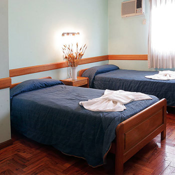 Hotel Pizarro - Confort - Tranquilidad - Imagen 2 - Visitanos!